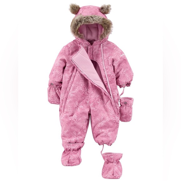 OshKosh B'gosh Other - OshKosh Baby Girl 1-Piece Taslan Snowflake Print Snowsuit - pink